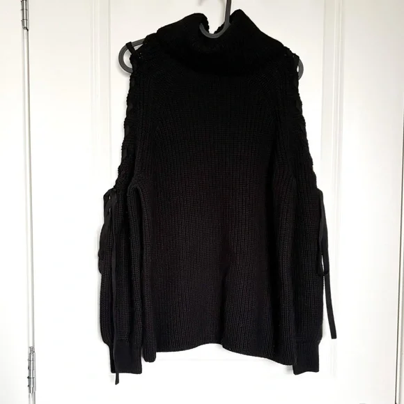 NEW NWT Alice + Olivia Izetta Lace Up Wool Turtleneck Sweater M - Picture 9 of 12